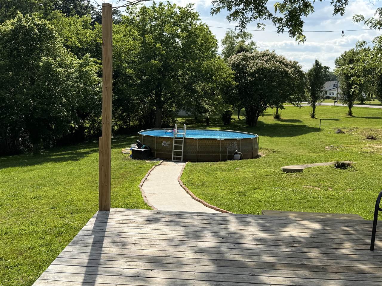 5331 Deer Lick Road