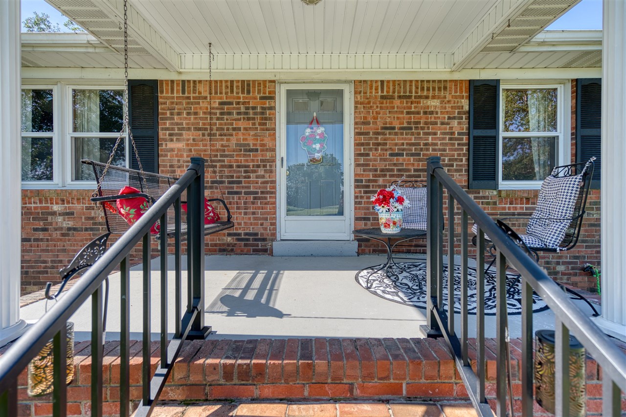 1402 Stuart Chapel Road