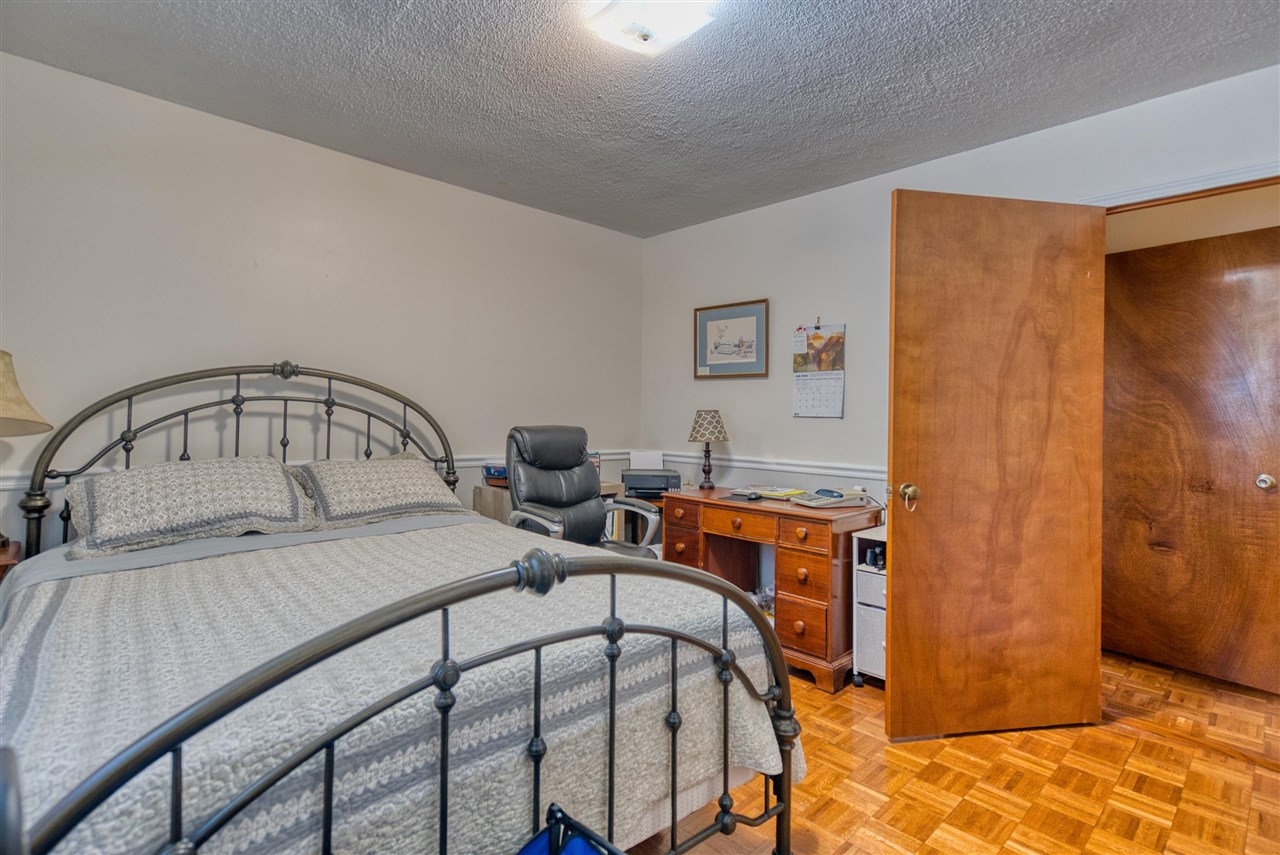 1402 Stuart Chapel Road