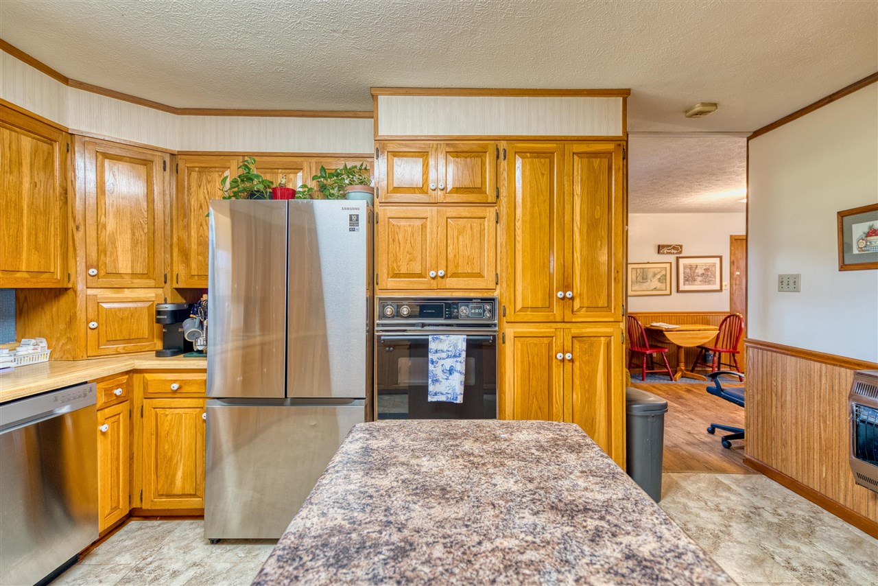 1402 Stuart Chapel Road