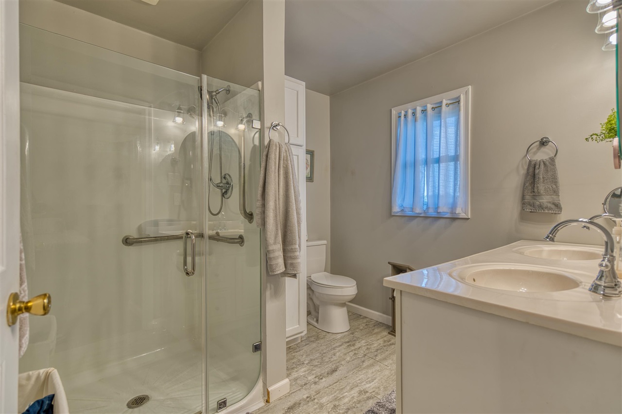 1402 Stuart Chapel Road