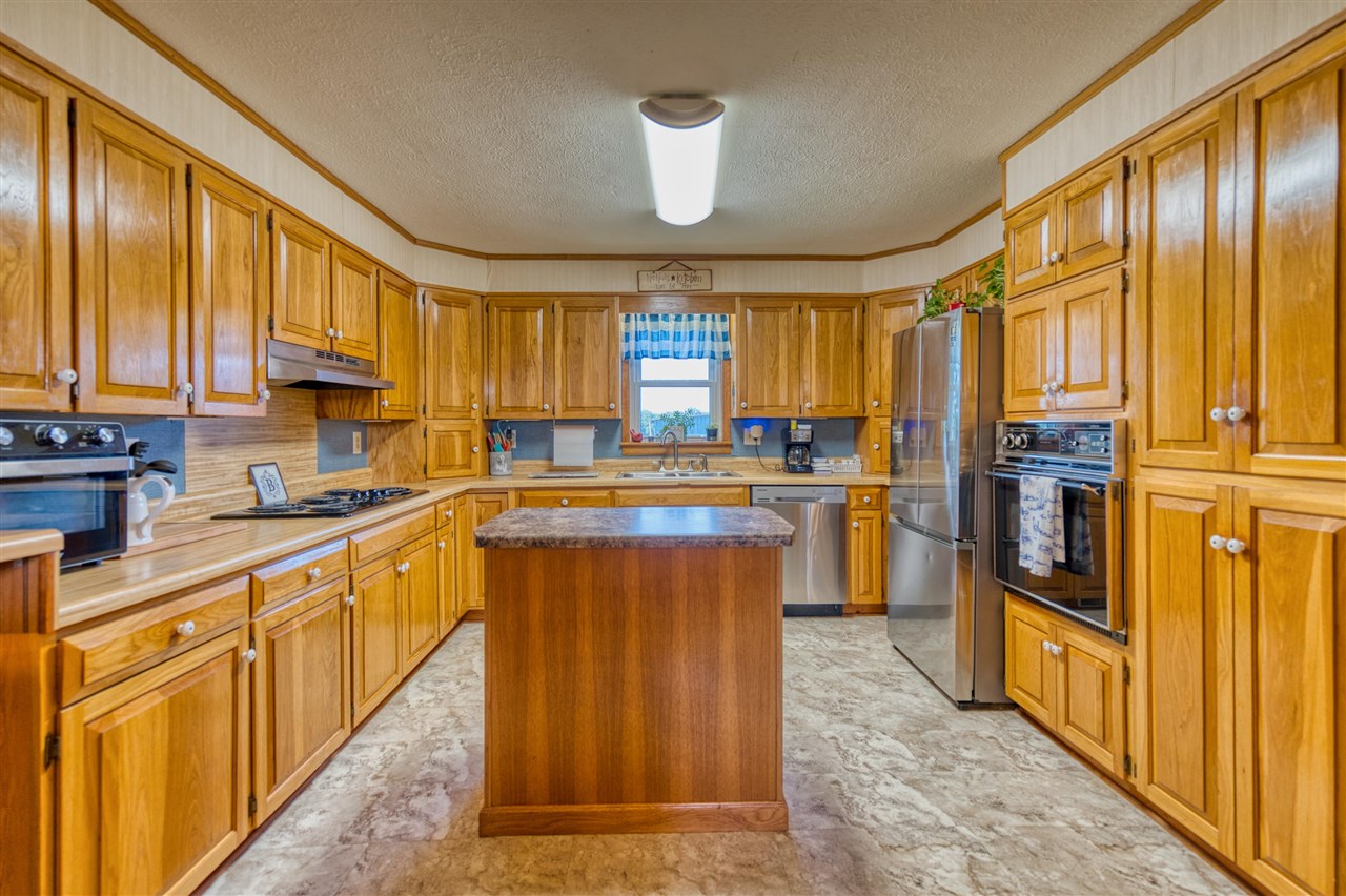 1402 Stuart Chapel Road