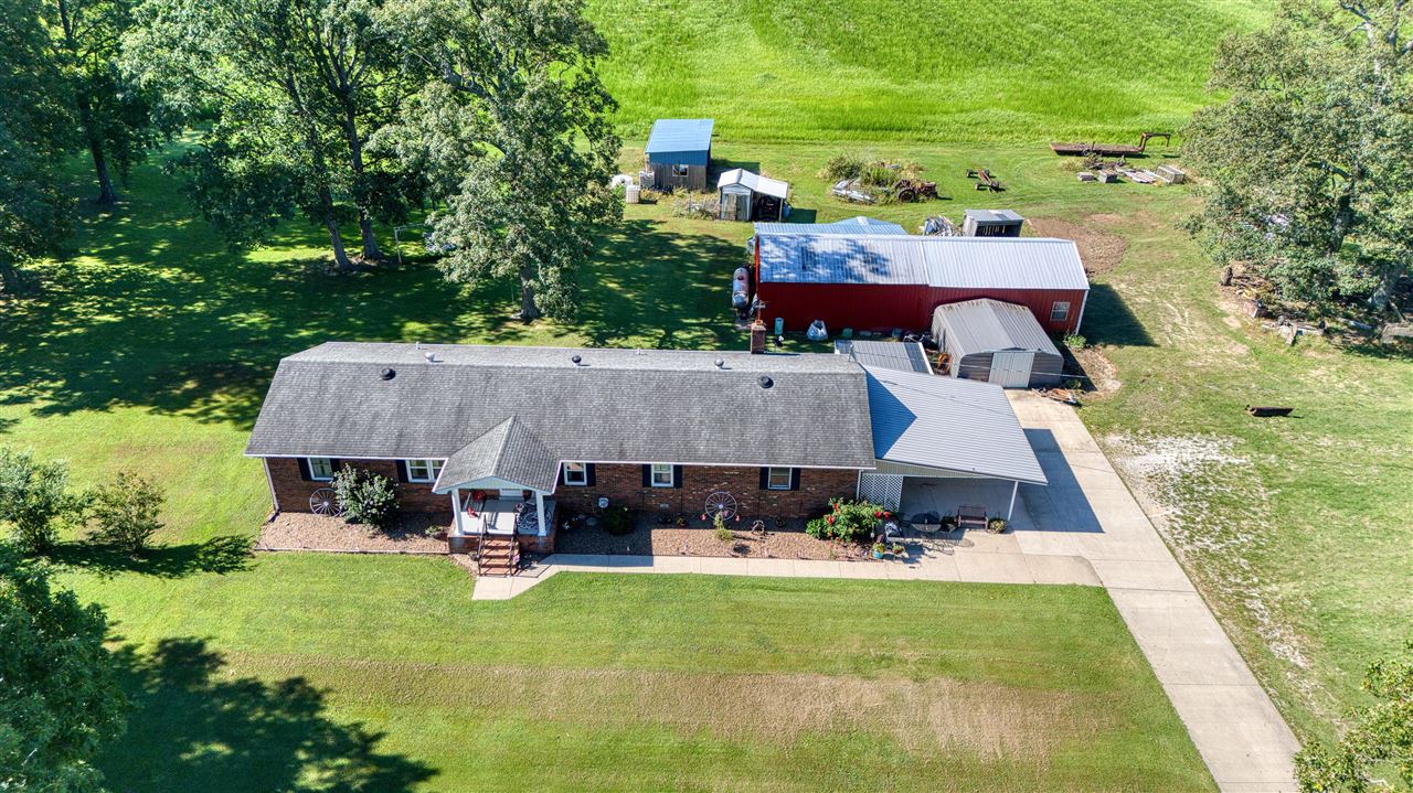 1402 Stuart Chapel Road