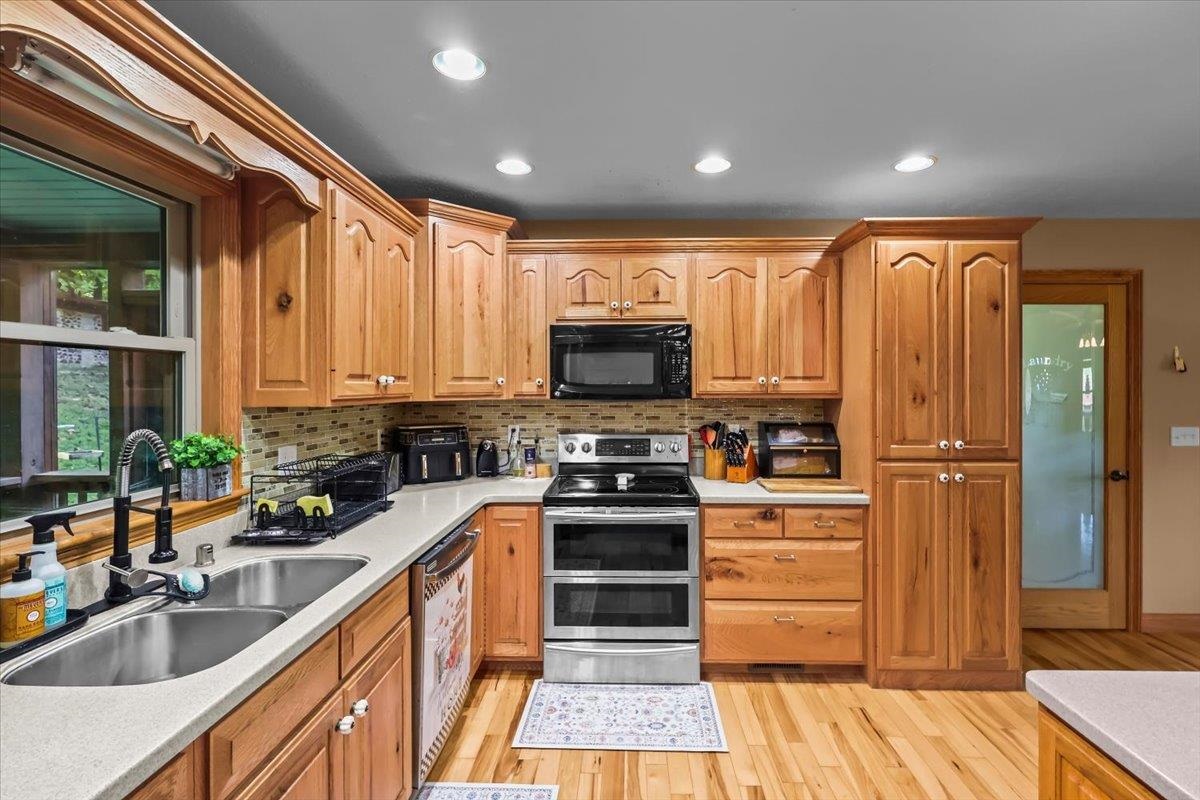 579 Spoon Branch Road