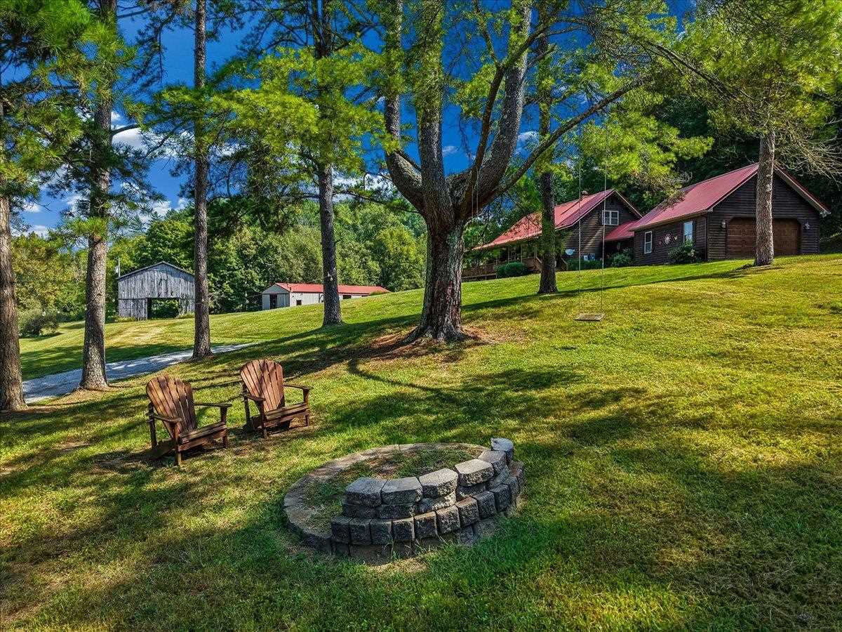 579 Spoon Branch Road