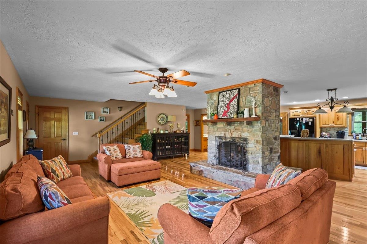 579 Spoon Branch Road