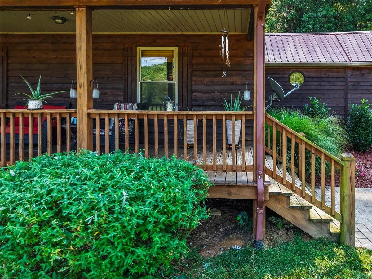 579 Spoon Branch Road