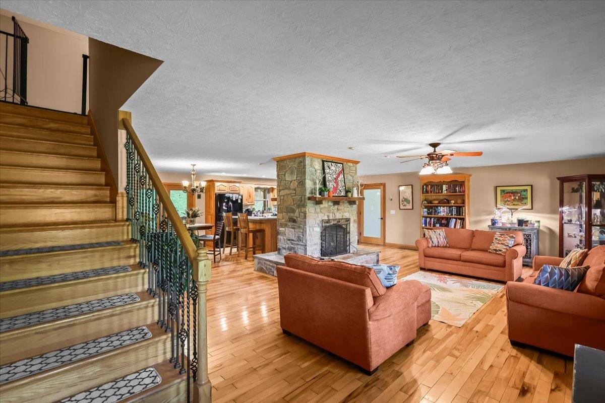 579 Spoon Branch Road