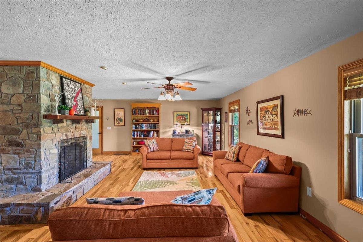 579 Spoon Branch Road