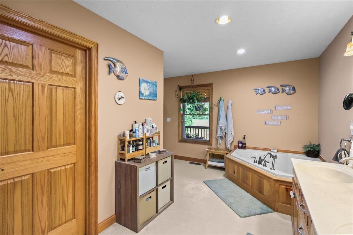 579 Spoon Branch Road