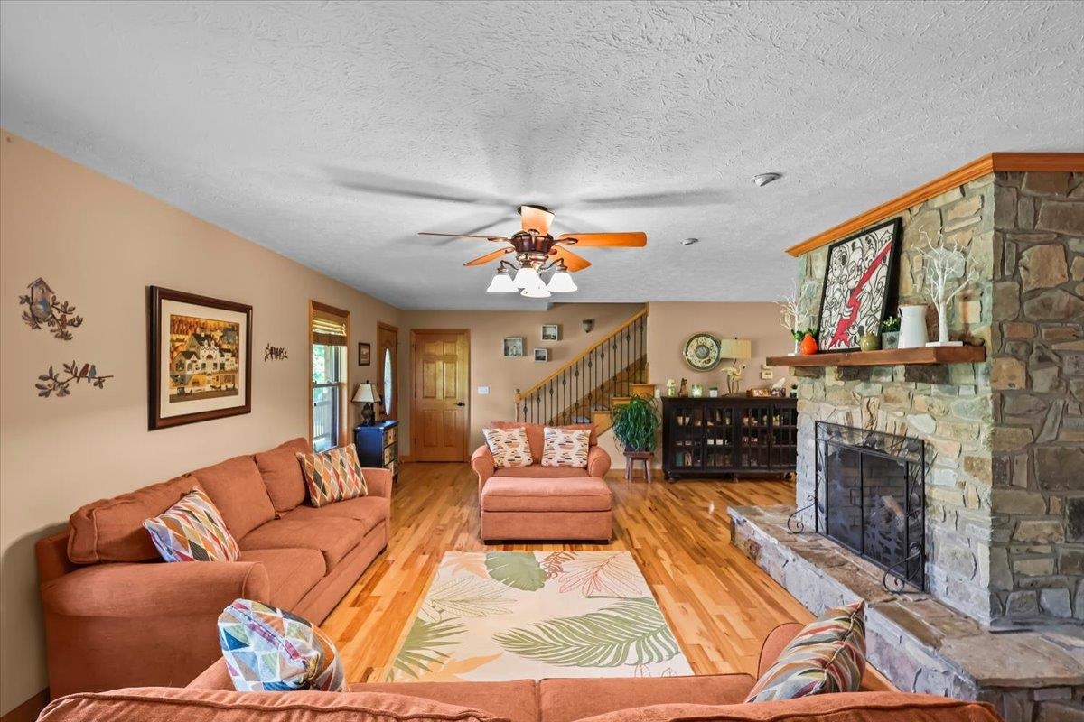 579 Spoon Branch Road