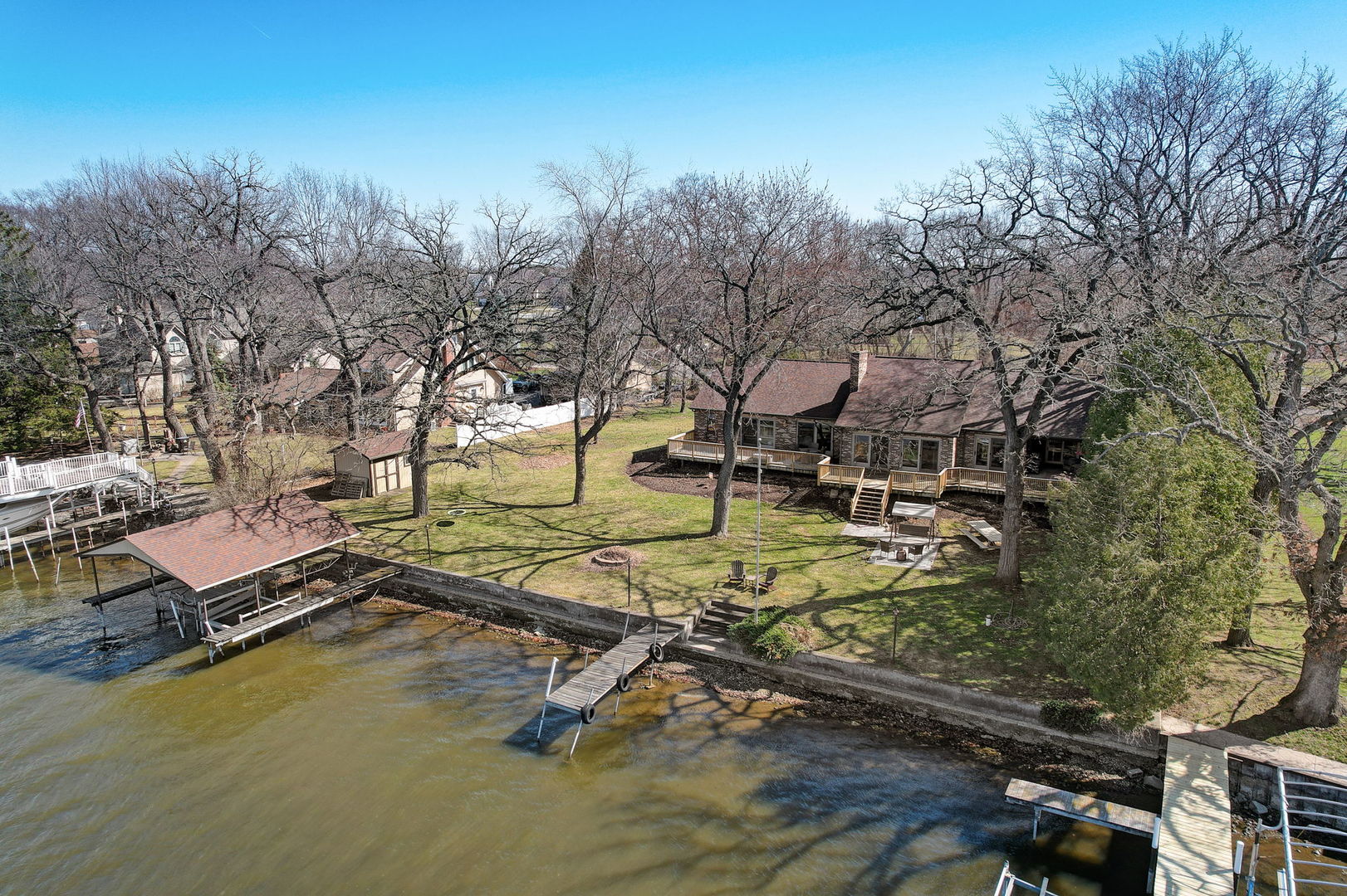 1707 N Woodlawn Park Avenue