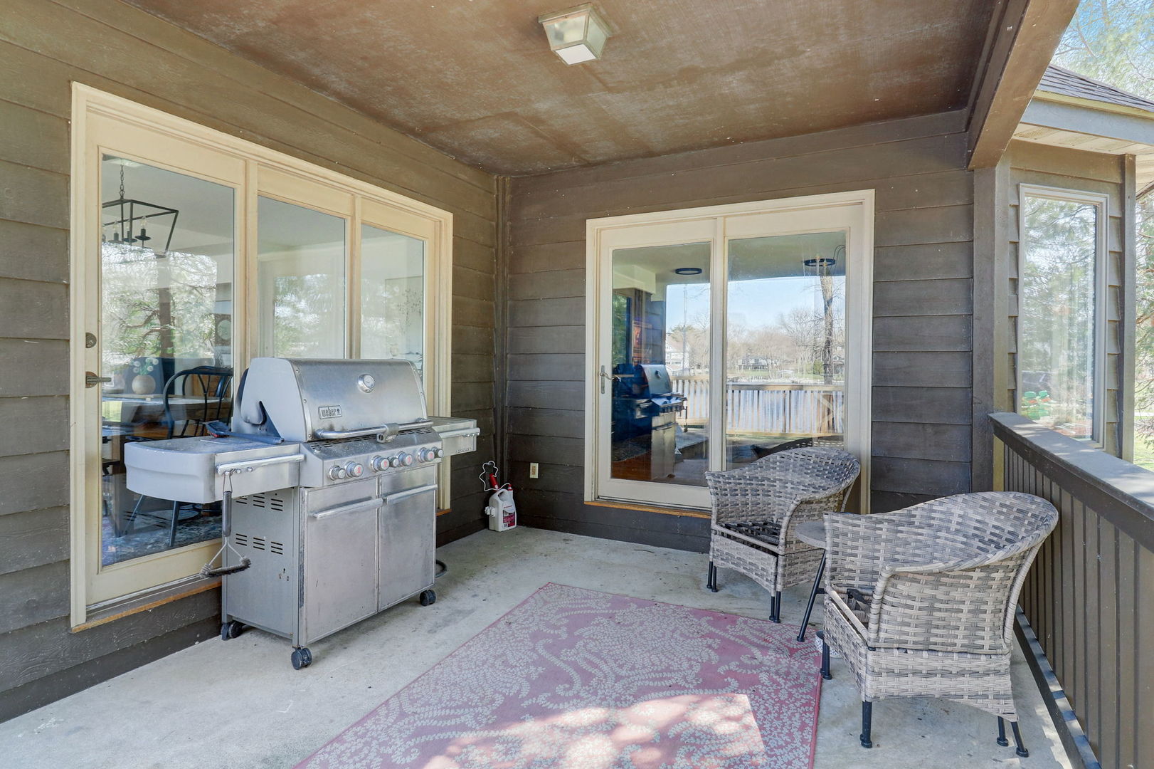 1707 N Woodlawn Park Avenue