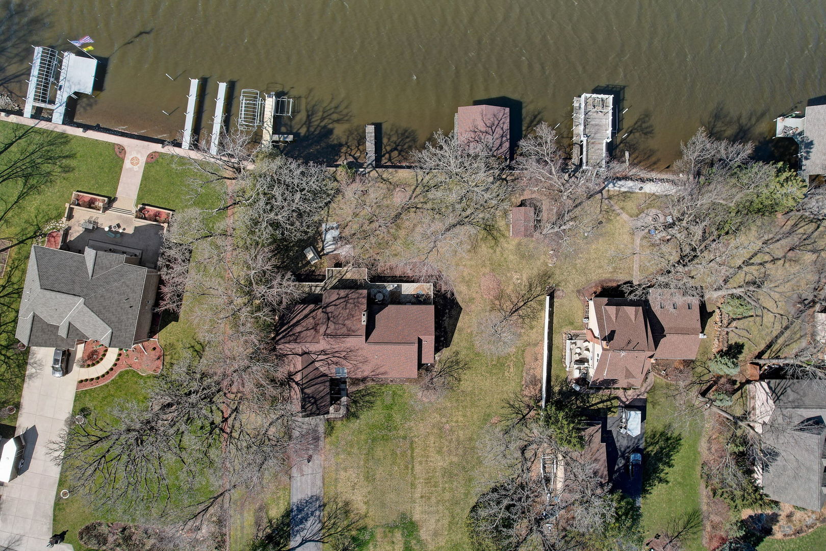 1707 N Woodlawn Park Avenue