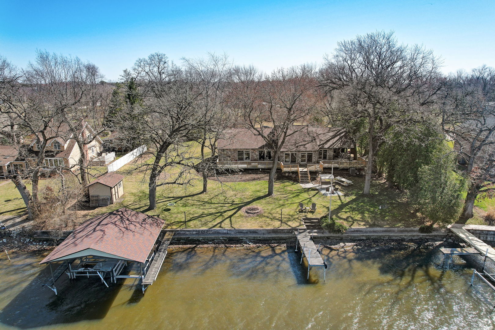 1707 N Woodlawn Park Avenue