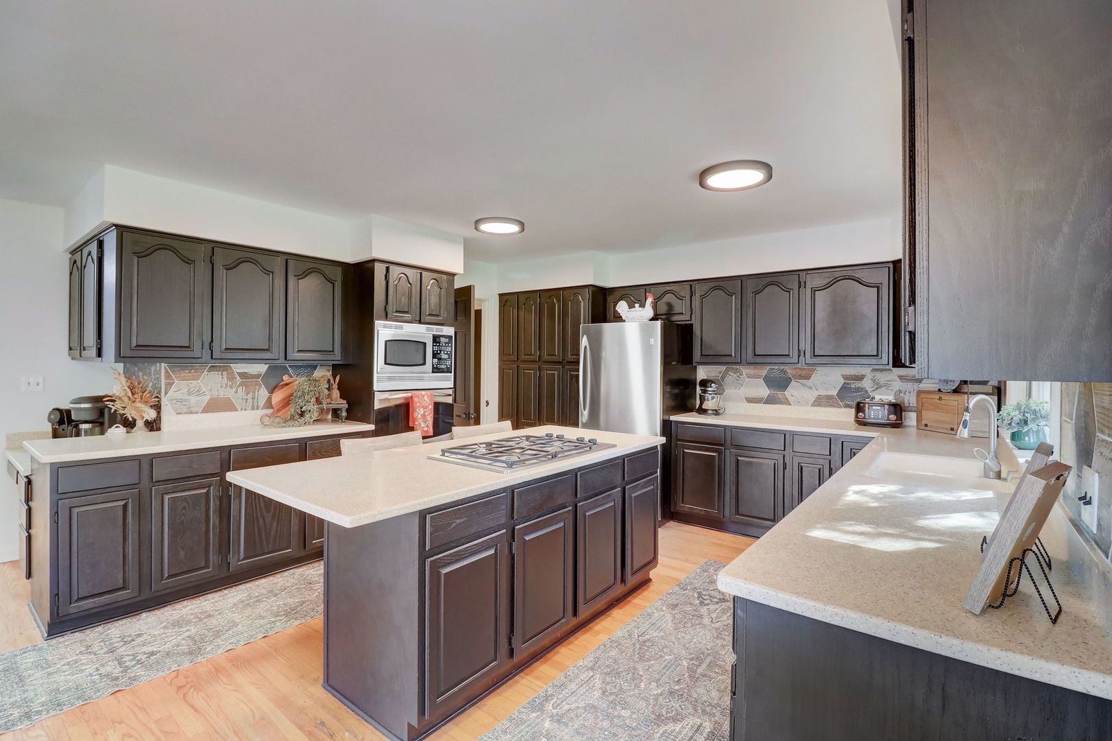 1707 N Woodlawn Park Avenue