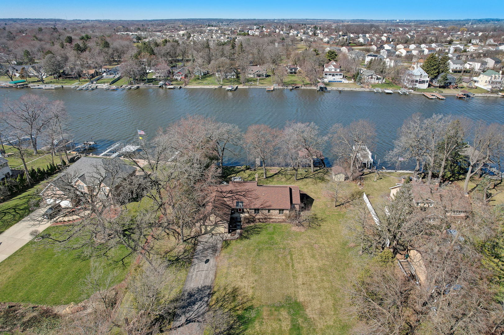 1707 N Woodlawn Park Avenue