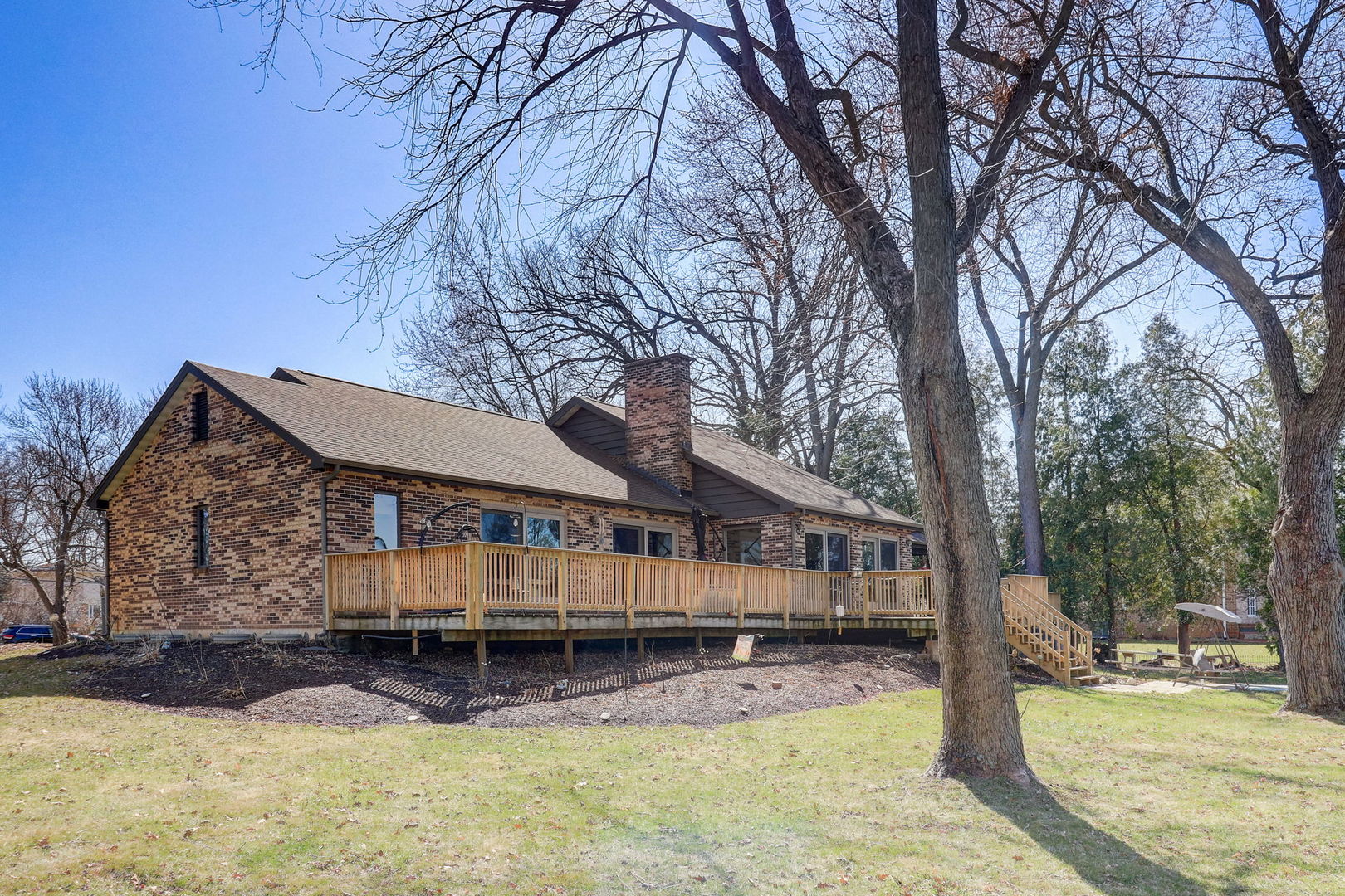 1707 N Woodlawn Park Avenue