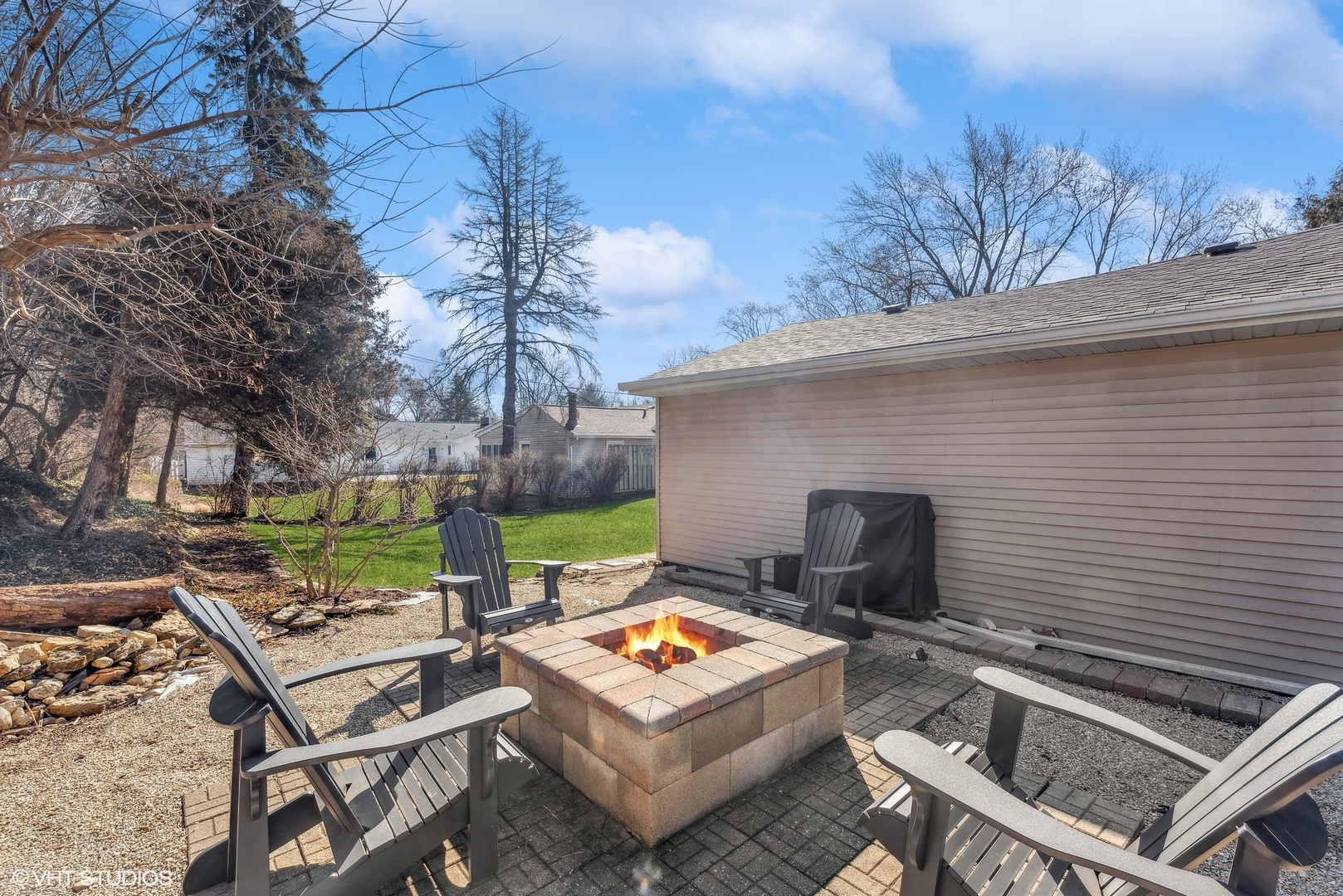 470 E Broadway Avenue