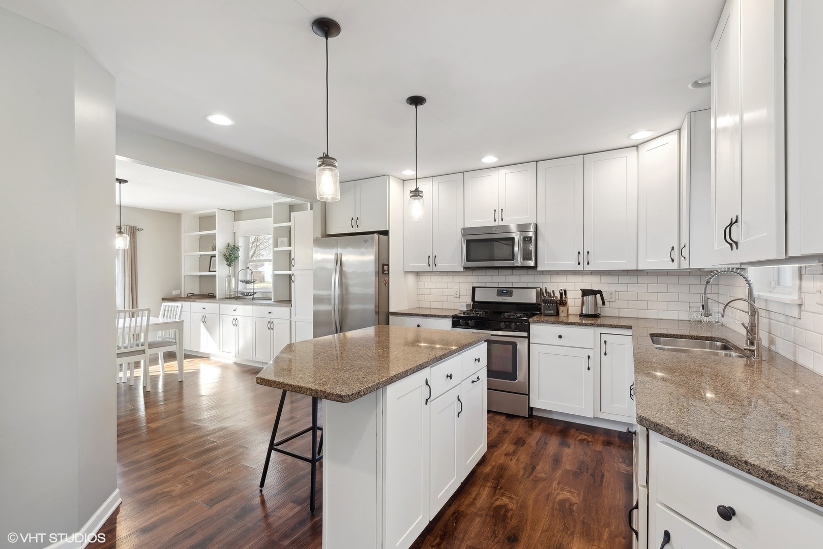 470 E Broadway Avenue