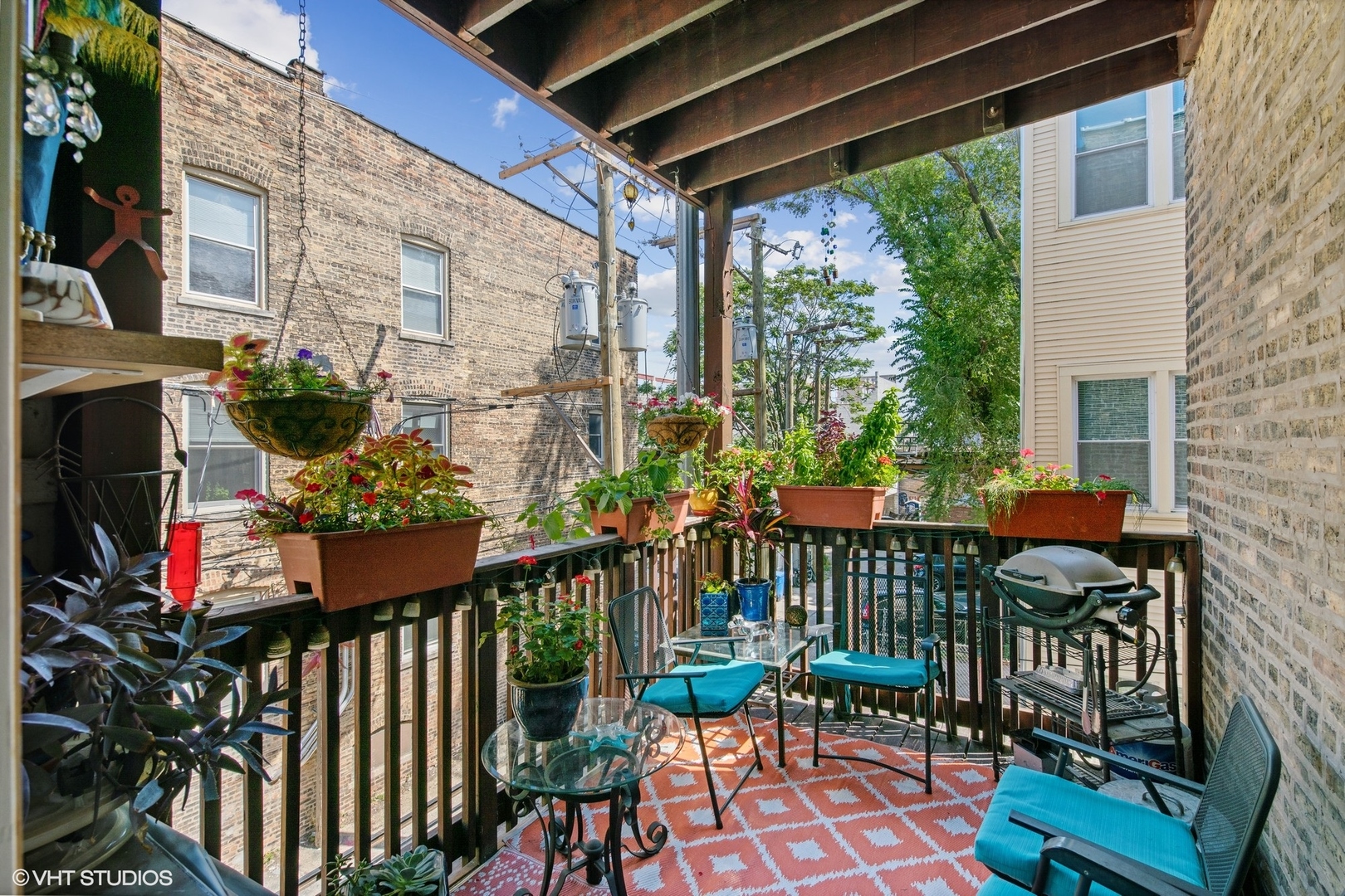 2120 W Concord Place Unit: 1