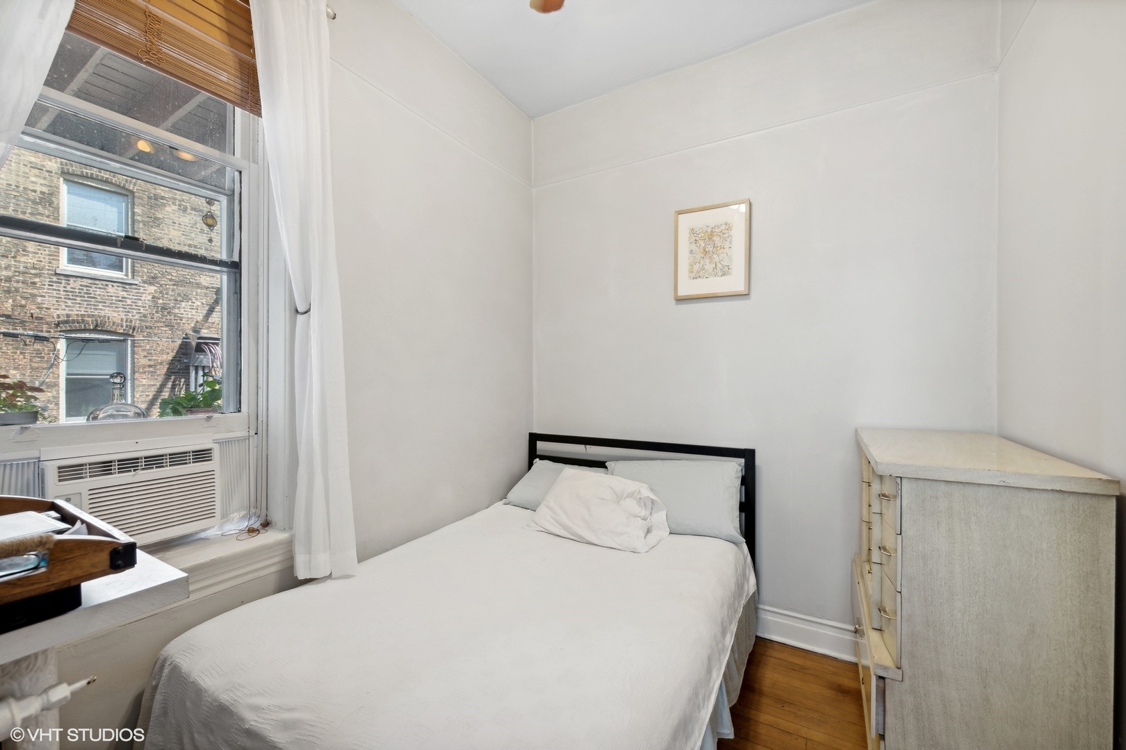 2120 W Concord Place Unit: 1