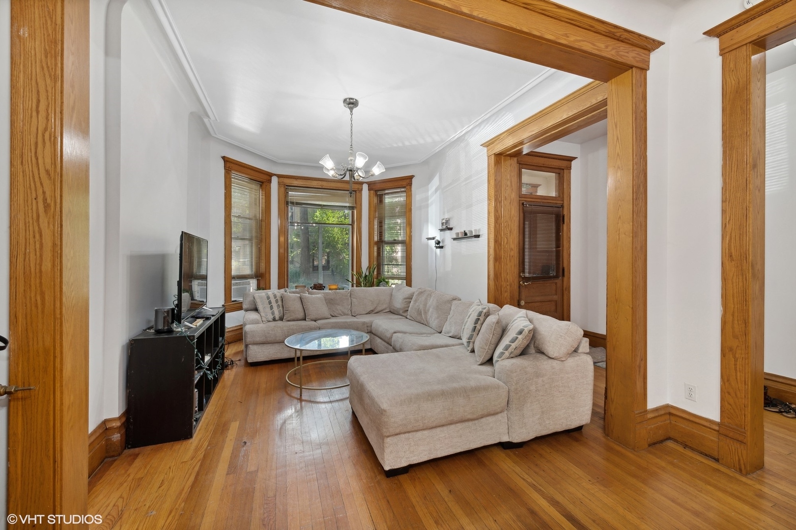2120 W Concord Place Unit: 1