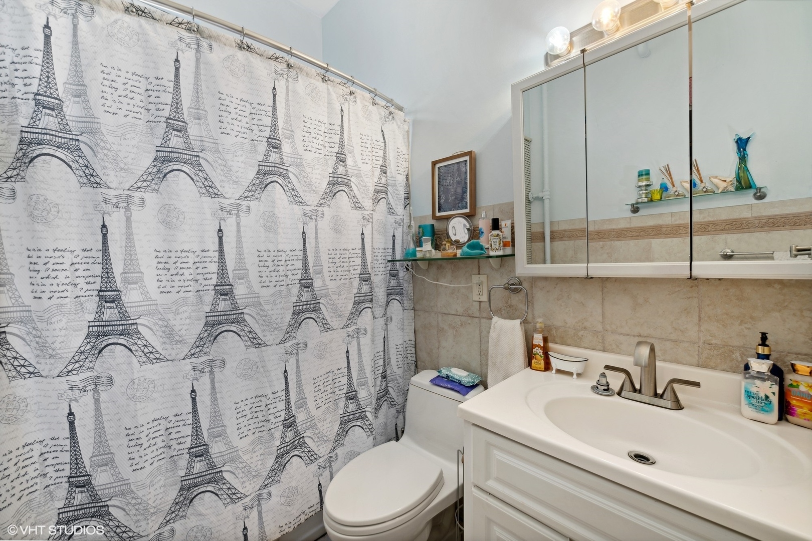 2120 W Concord Place Unit: 1