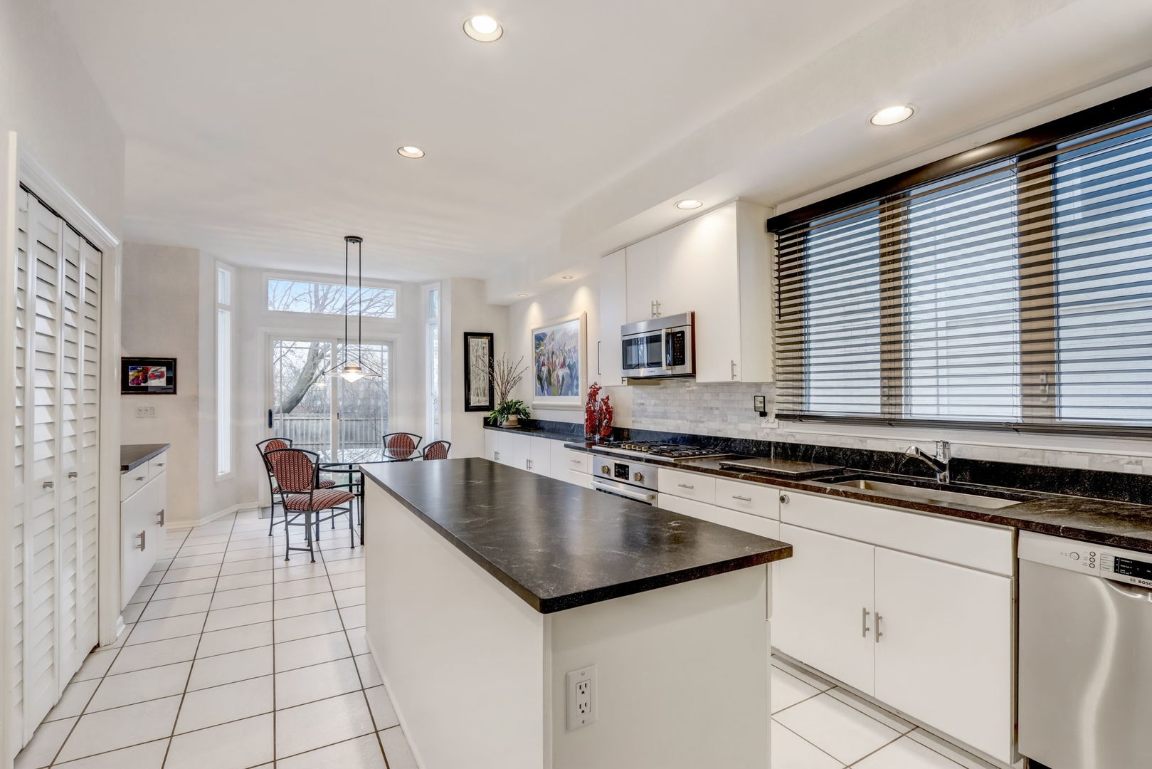 953 Old Arlington Court