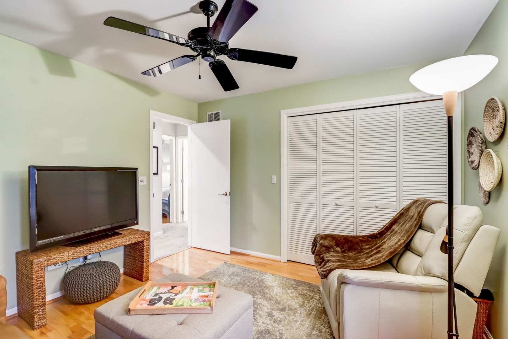 953 Old Arlington Court