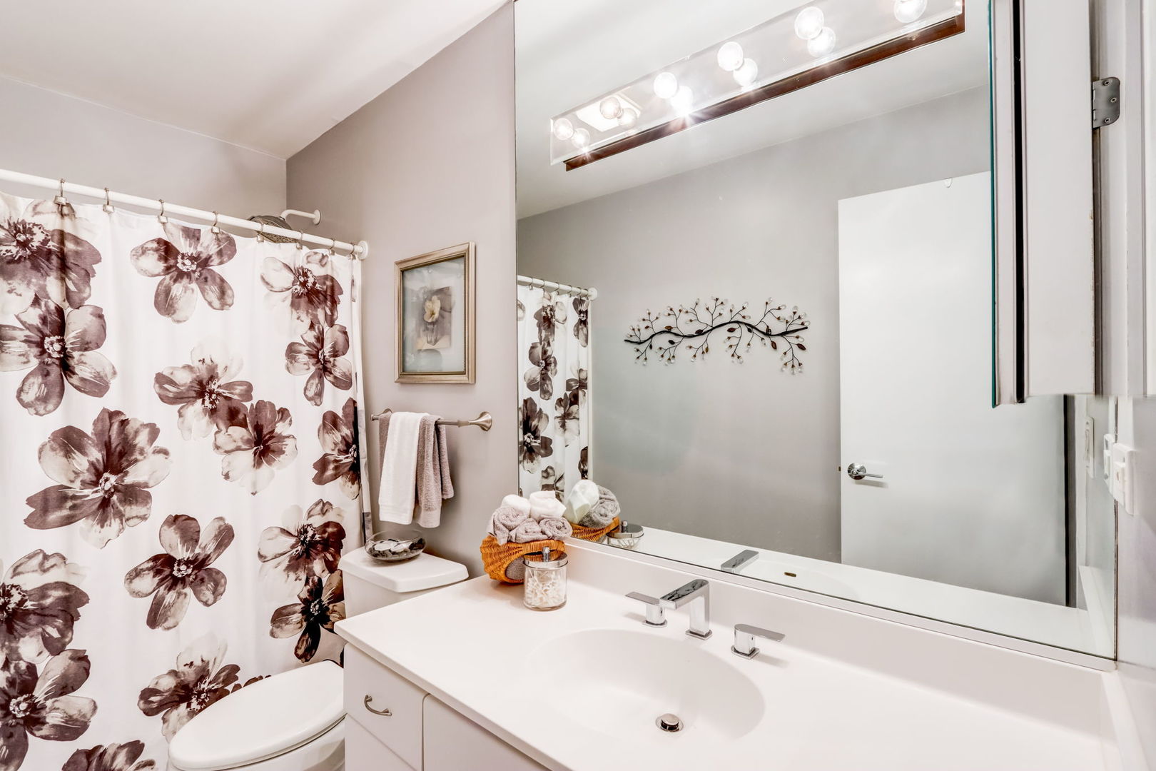 953 Old Arlington Court