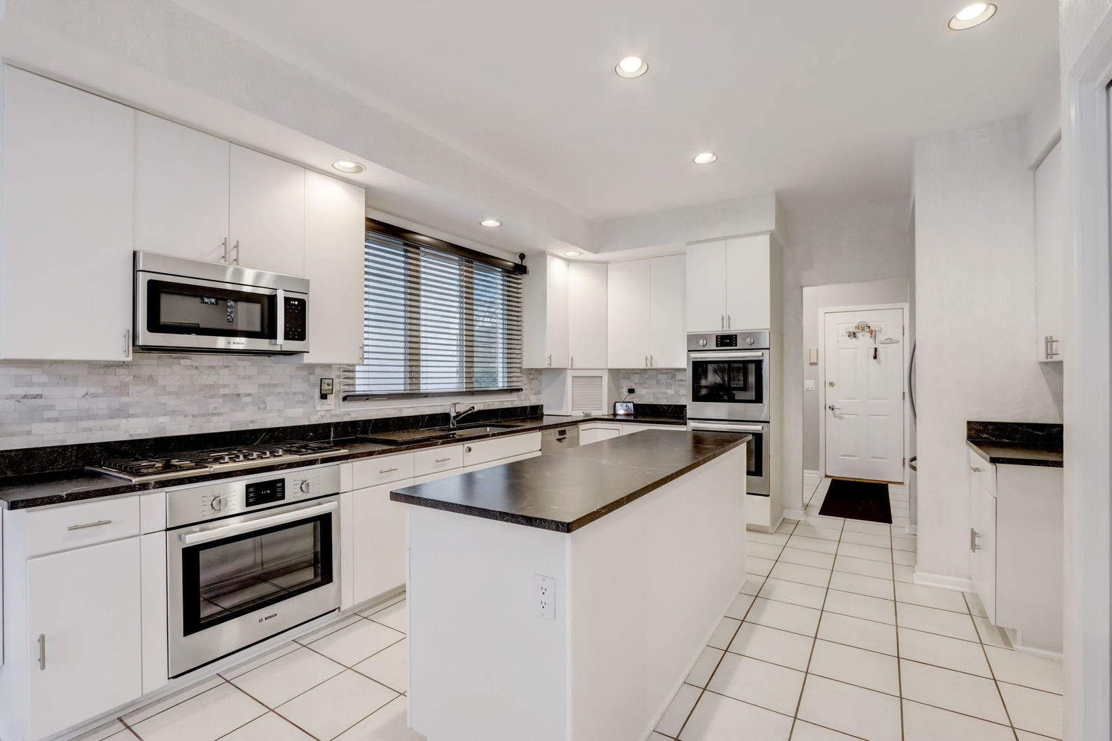 953 Old Arlington Court