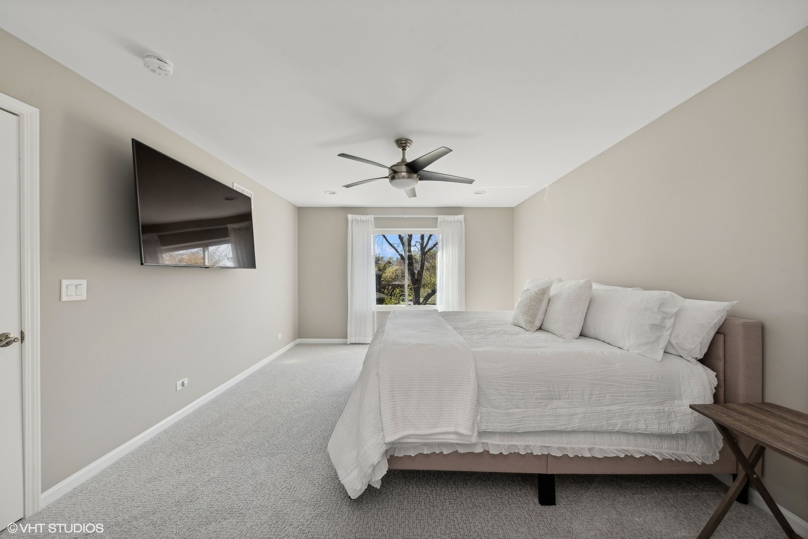 2356 W Oak Hill Road Unit: 1050