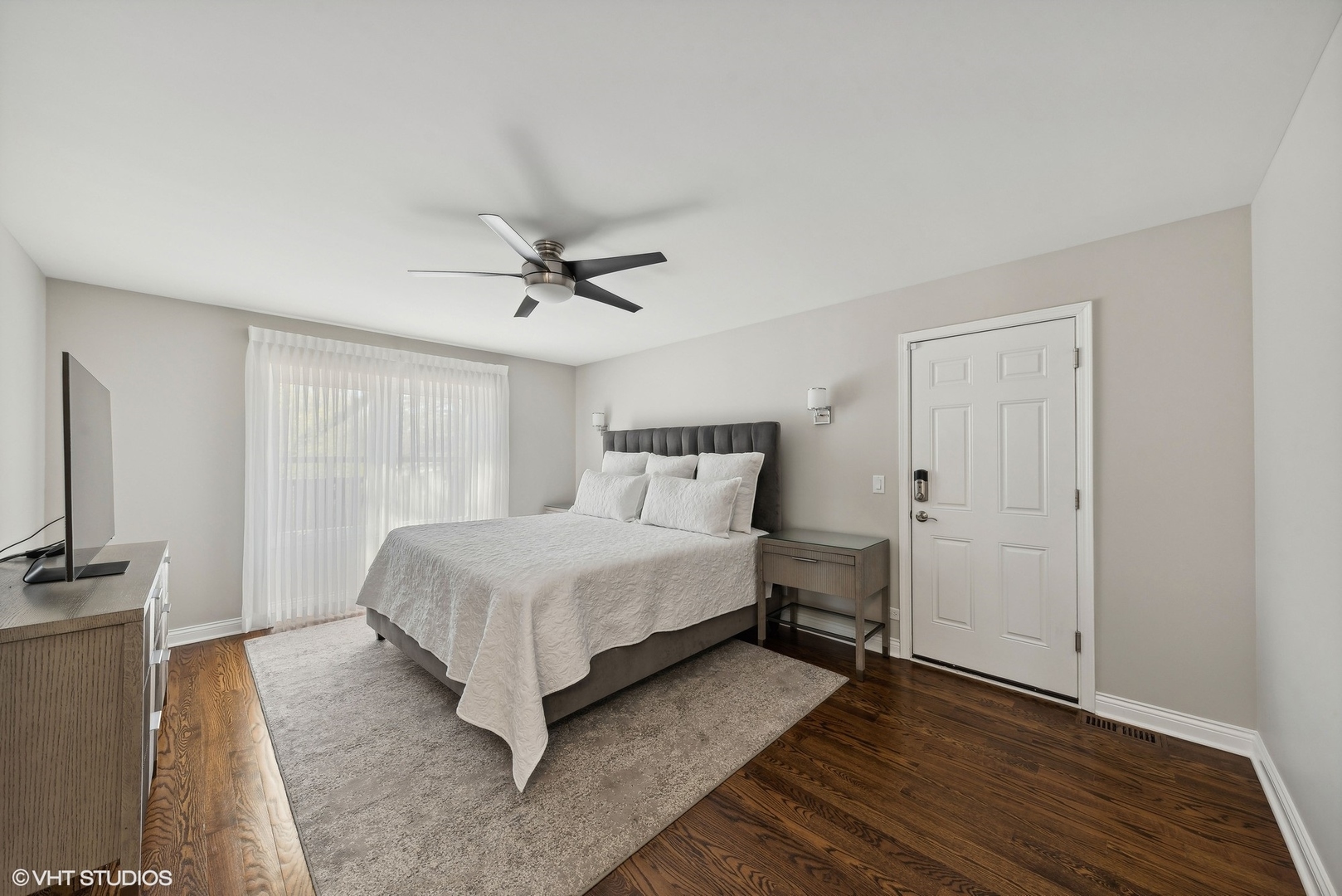 2356 W Oak Hill Road Unit: 1050