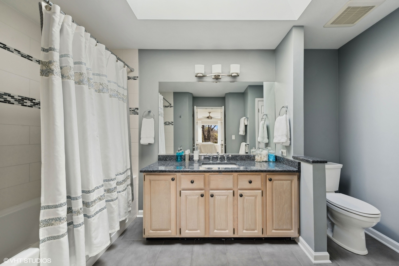 2356 W Oak Hill Road Unit: 1050