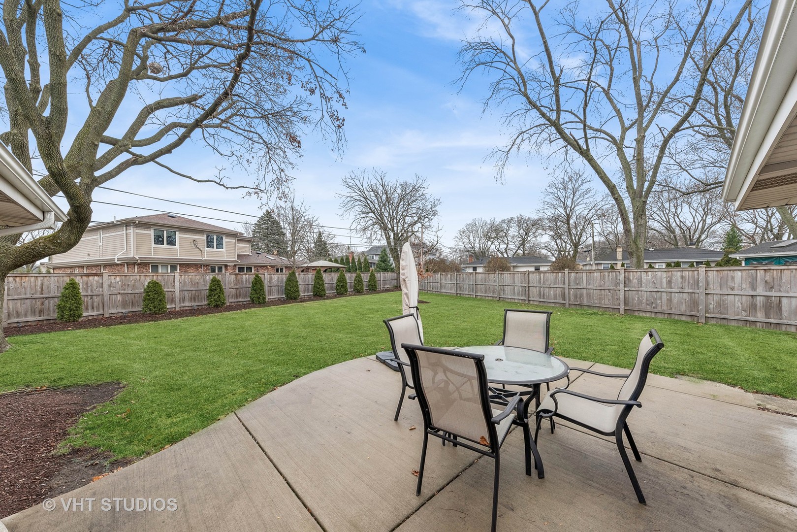 2107 E Eastman Court