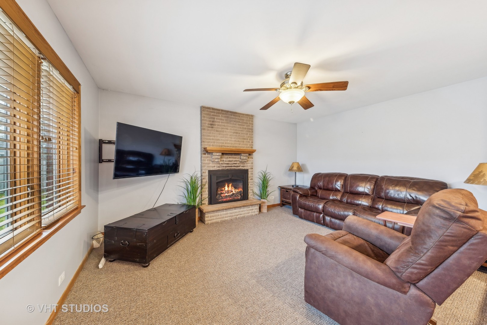 2107 E Eastman Court