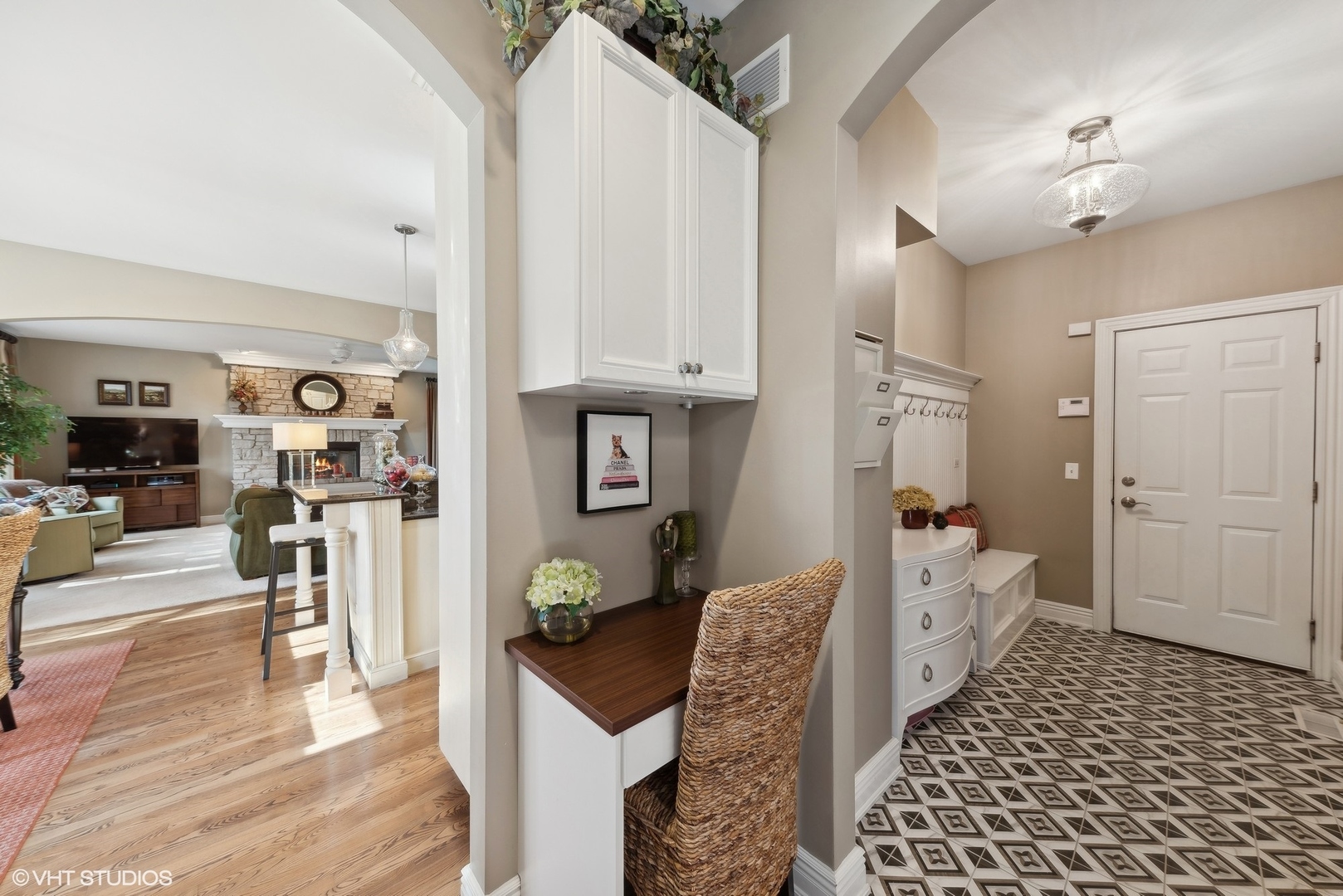 9785 Stonecastle Lane