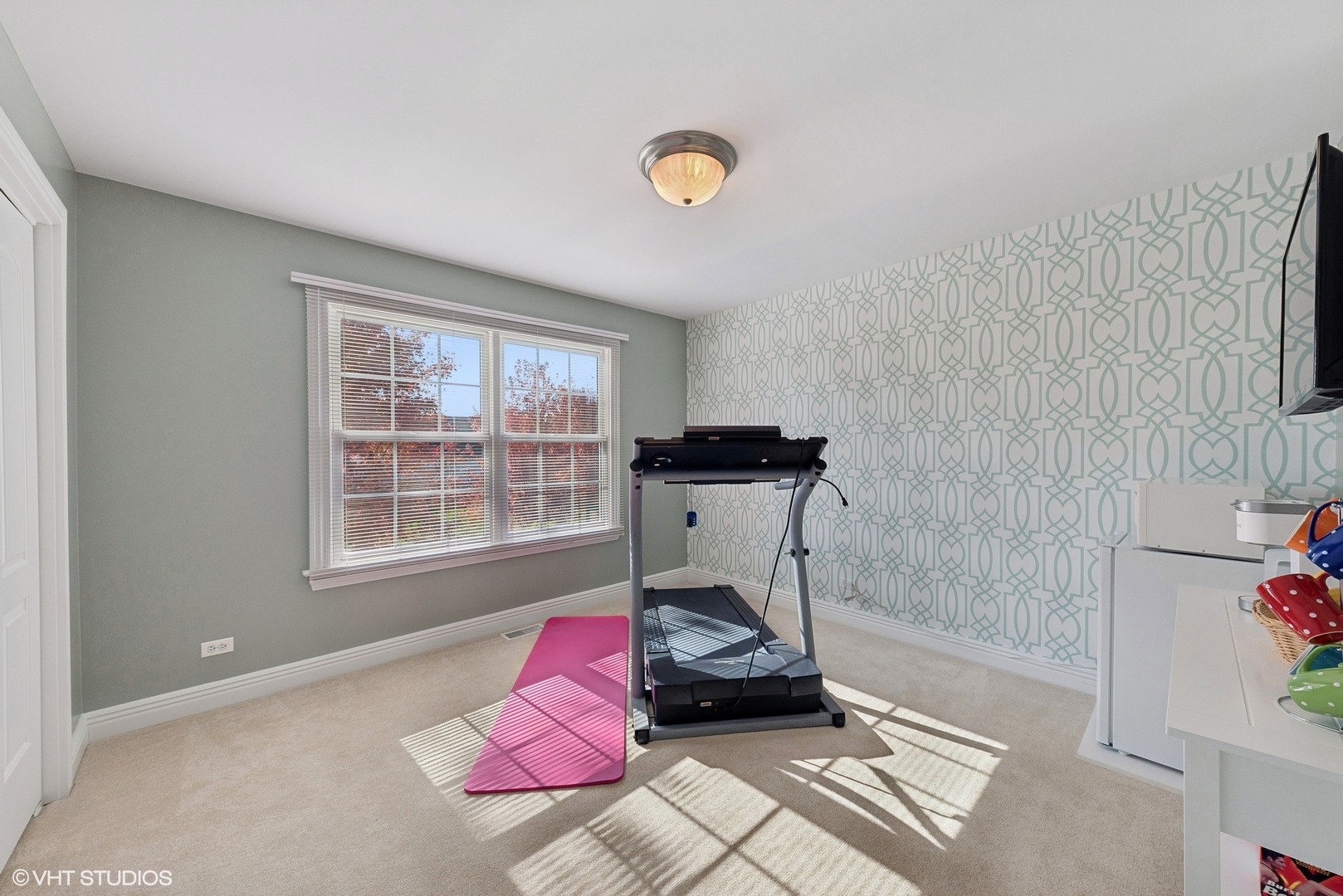 9785 Stonecastle Lane