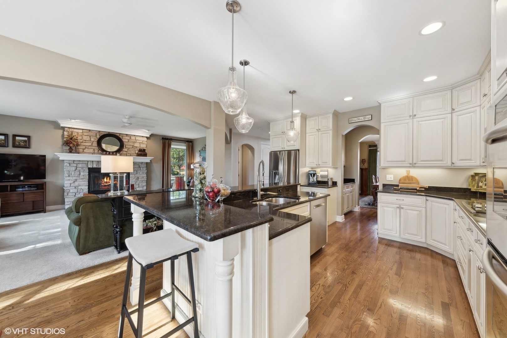 9785 Stonecastle Lane