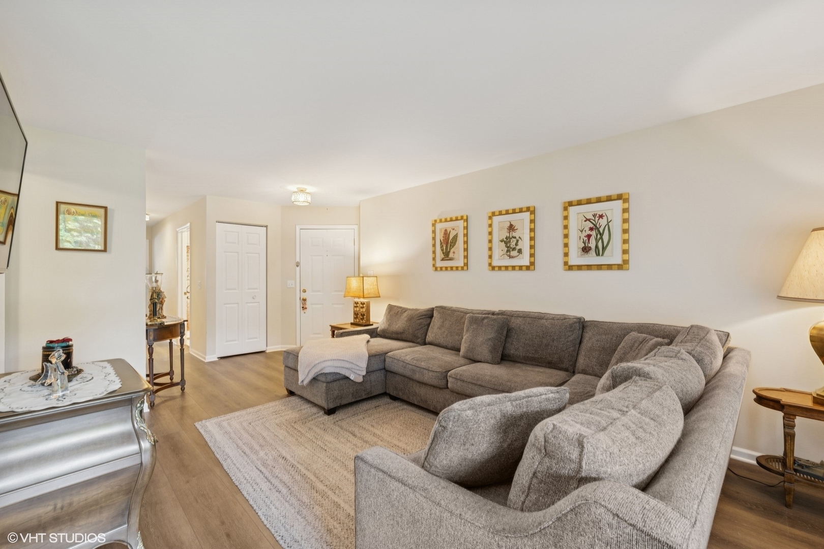 814 Butternut Lane Unit: B