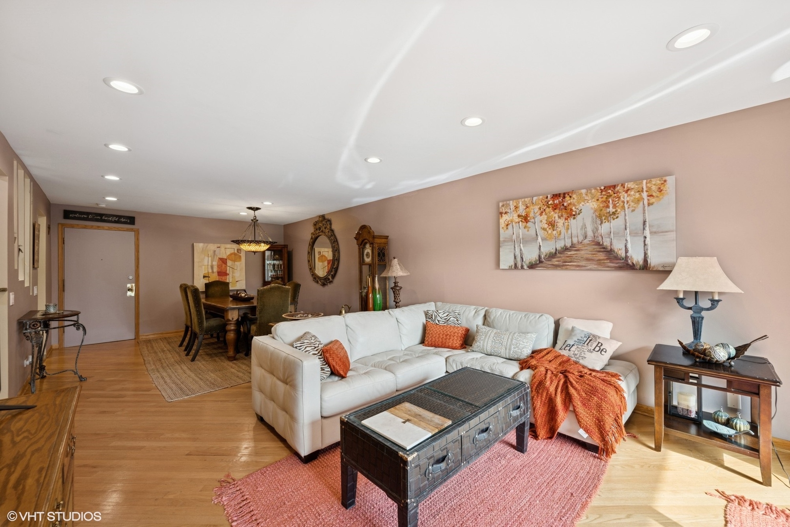 3300 N Carriageway Drive Unit: 209