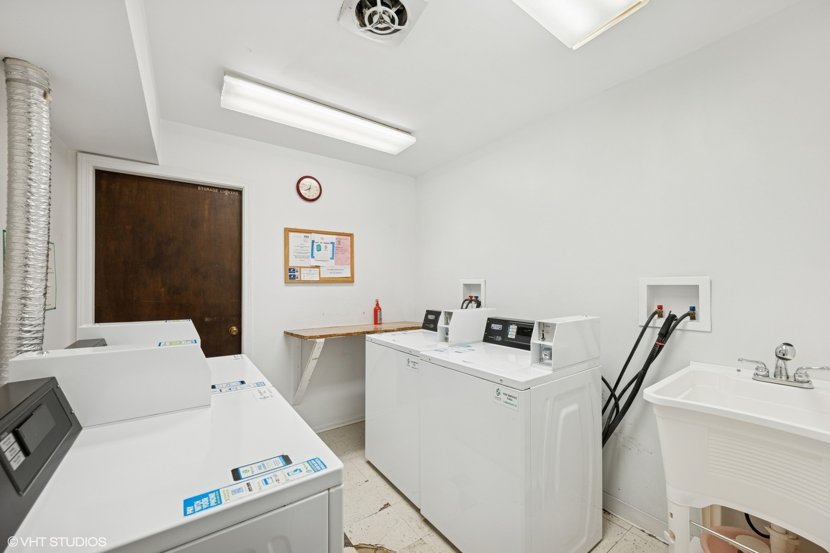 3300 N Carriageway Drive Unit: 209