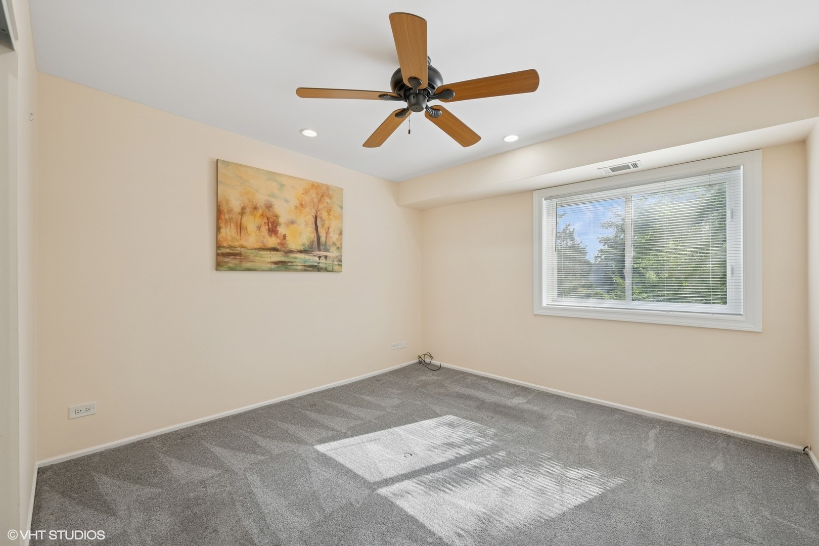 3300 N Carriageway Drive Unit: 209