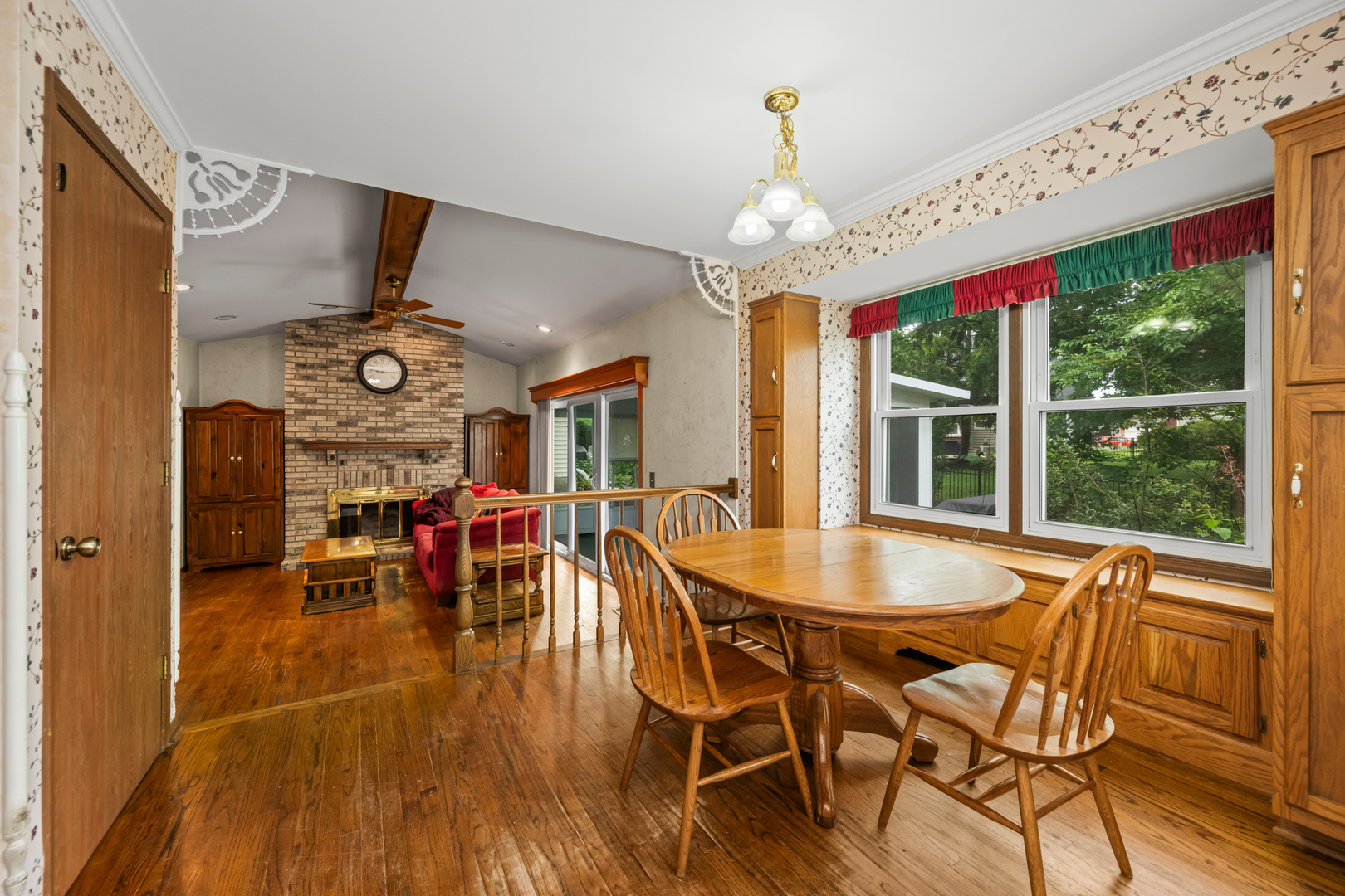 1054 Shady Tree Lane