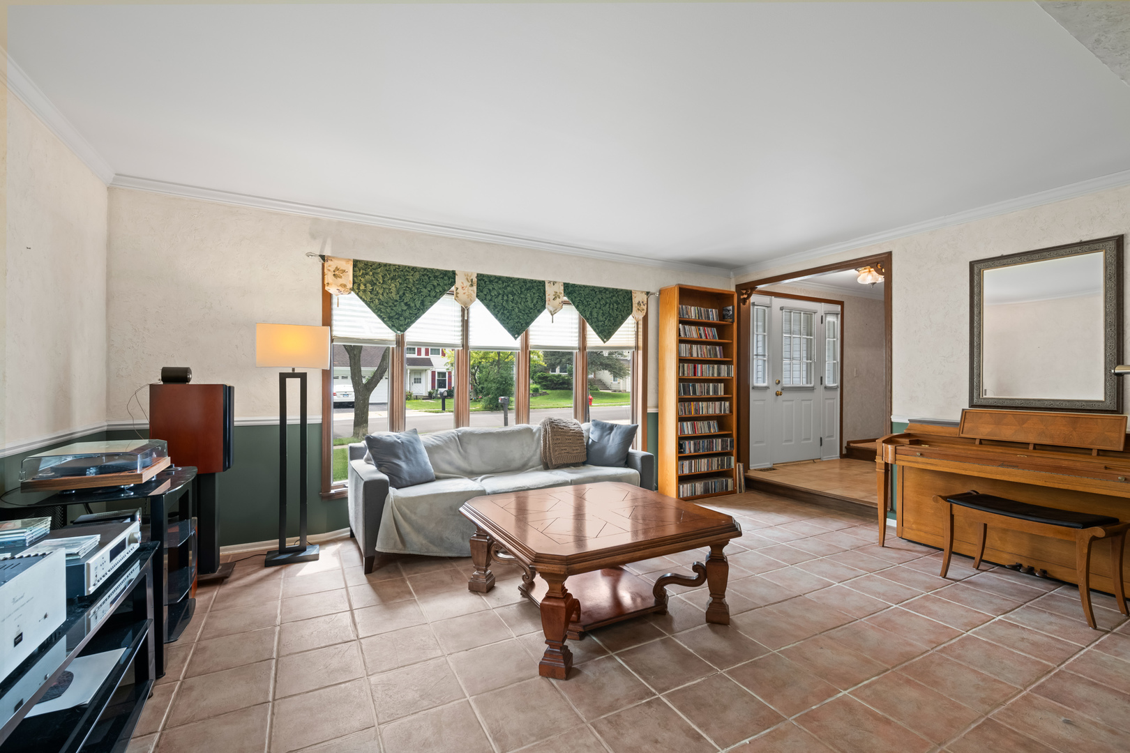 1054 Shady Tree Lane