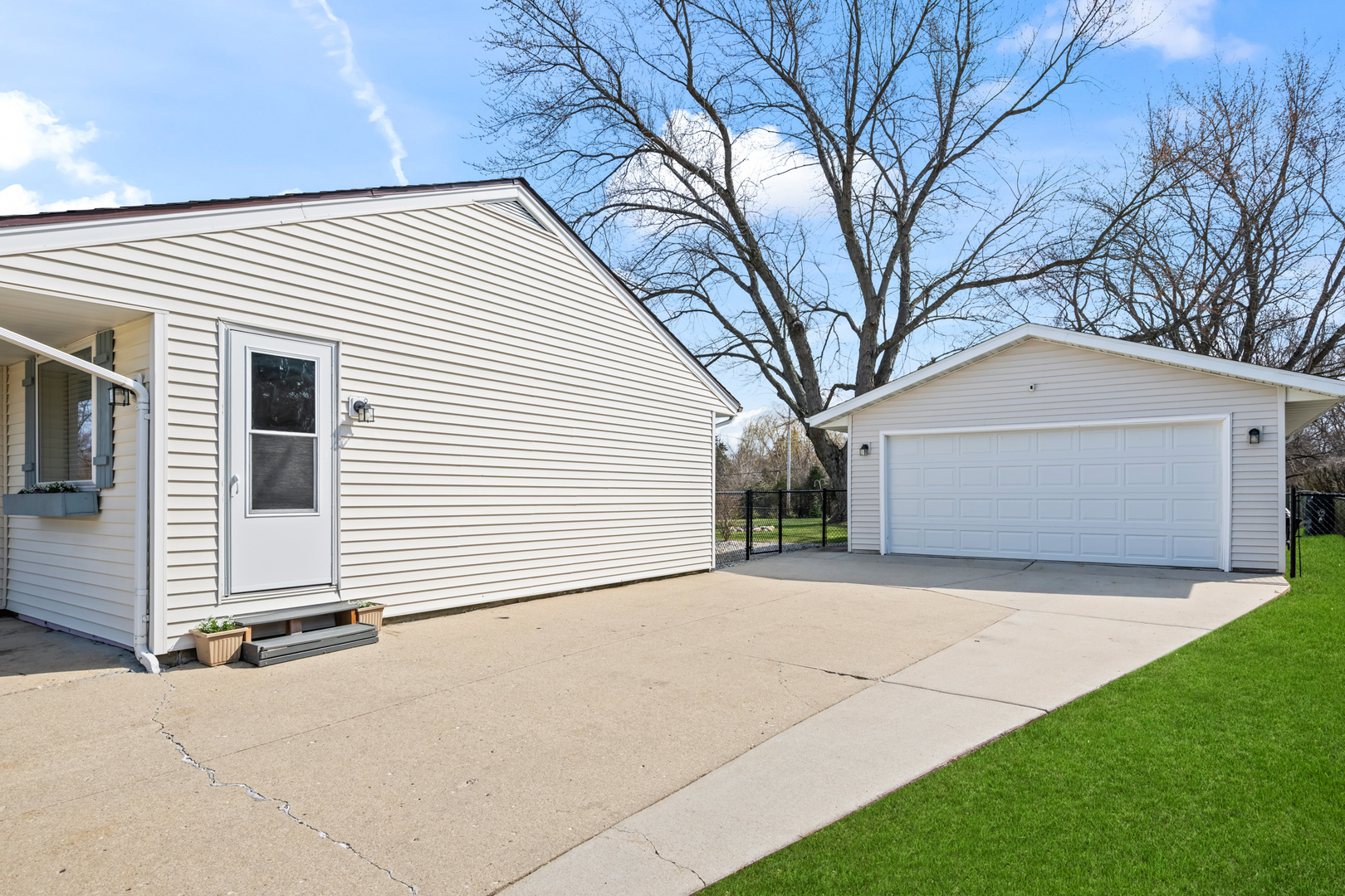 28423 W Kelsey Court