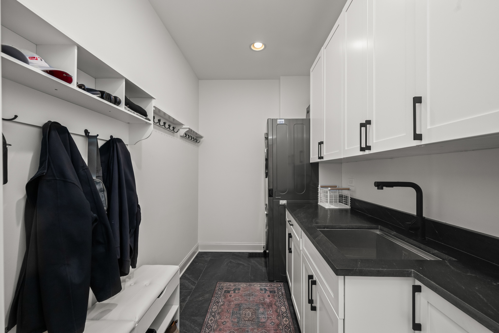 1251 N Chicago Avenue