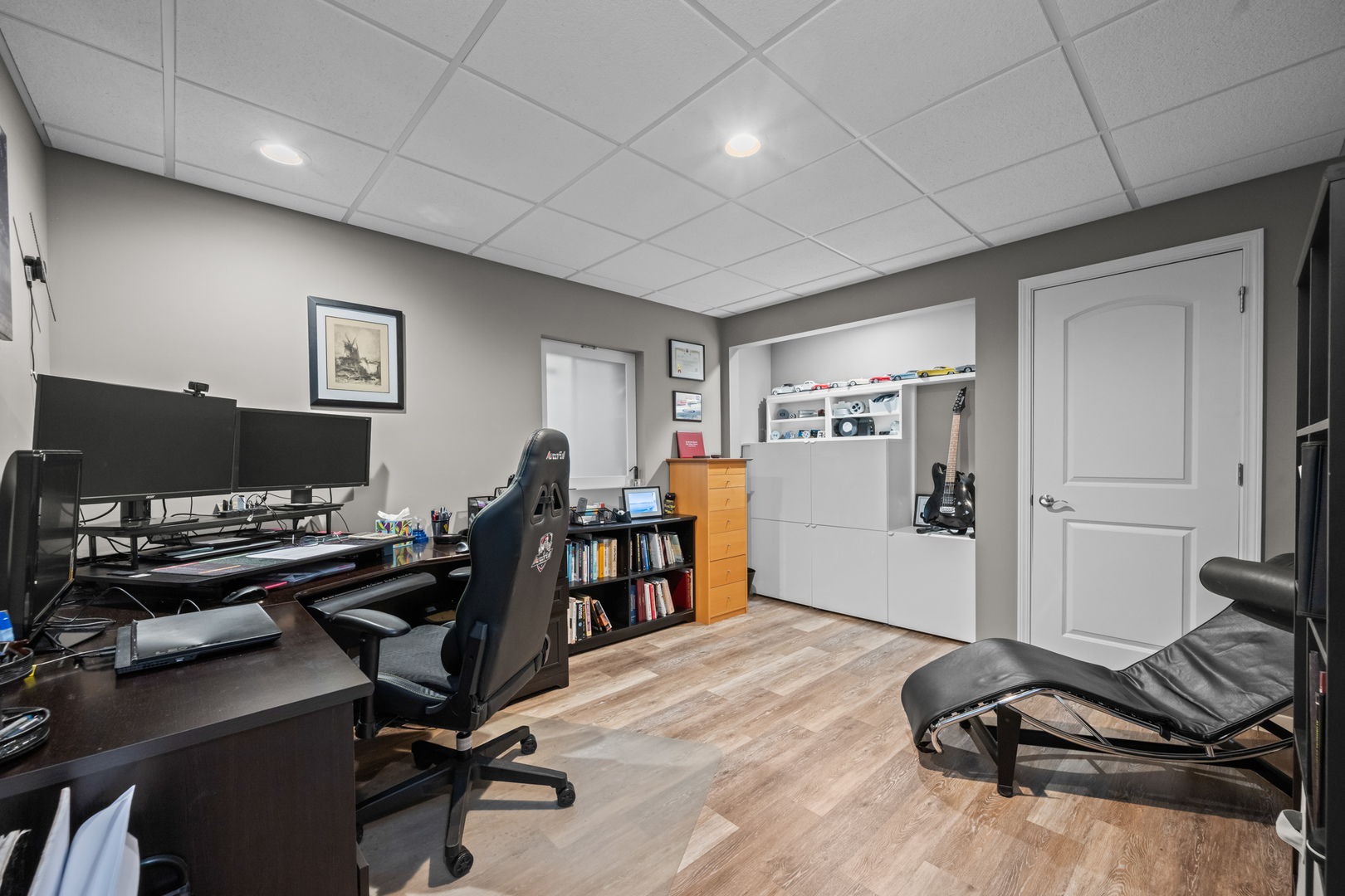 1251 N Chicago Avenue