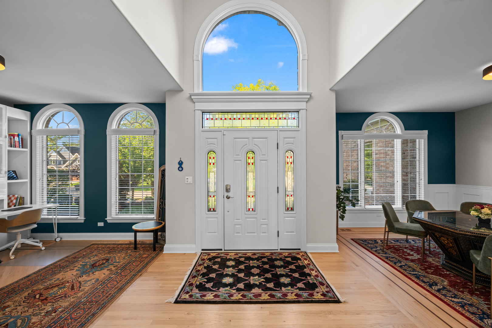 1251 N Chicago Avenue